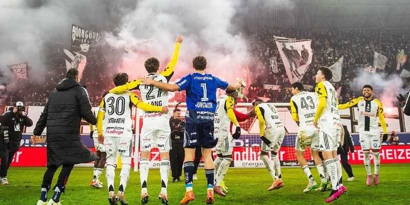 Lần đầu so tài của Celtic vs LASK Linz